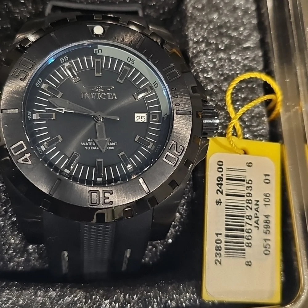 Invicta Black and Silver Dive Watch